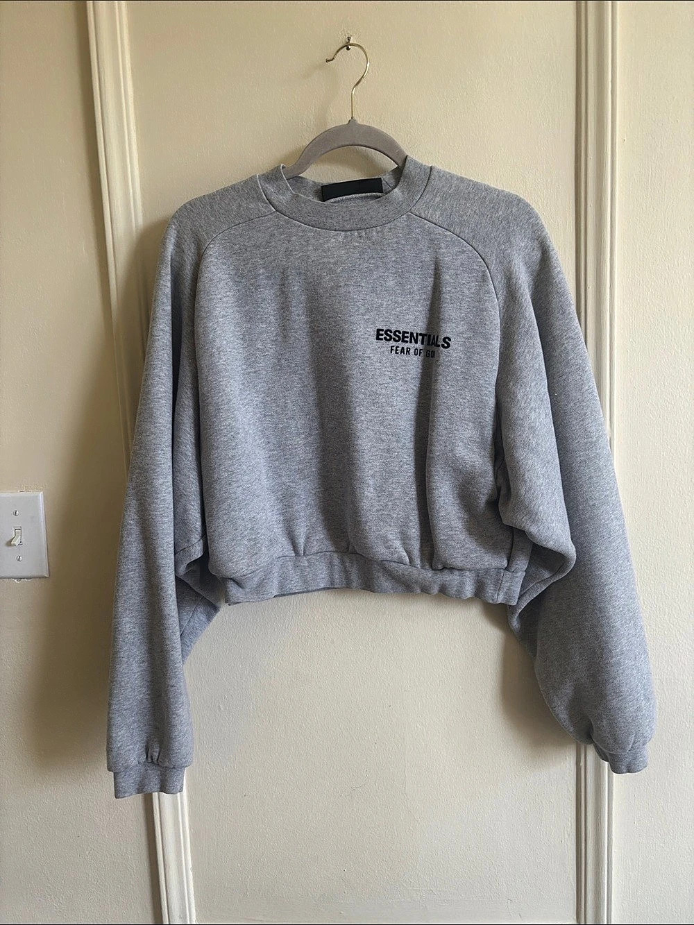 Essentials Fear of God Essentials cropped sweatshirt Cropped Sweatshirt in Gray